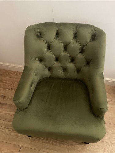 Lovely green retro style - lovely,